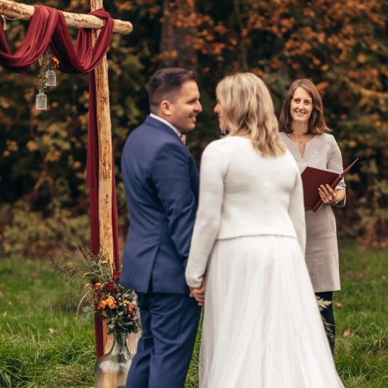 freie traurednerin englisch